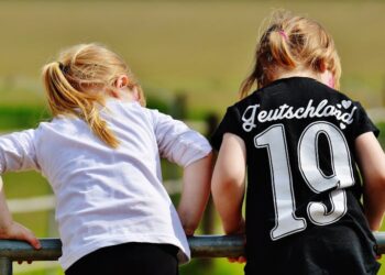 7 Essentials for Quirky Living: Unique Decor Tips for Your Home