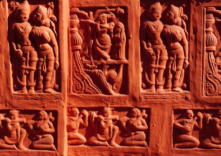 7 Curious Historical Facts That Will Astonish You!